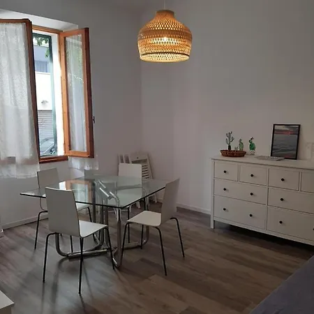 Apartment La Casa Di Tia *